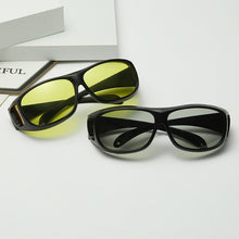 Lade das Bild in den Galerie-Viewer, Sunglasses sun Fishing and Biking Driving 0.1 Second Intelligent Photosensitive Color Polarized Night Vision Goggles unisex