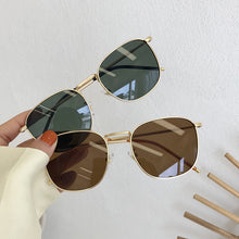 Lade das Bild in den Galerie-Viewer, Sunglasses sun Shades Polarized Creative Style Square Frame Metal UV Protection unisex