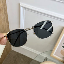 Lade das Bild in den Galerie-Viewer, Sunglasses sun Shades Polarized Creative Style Square Frame Metal UV Protection unisex