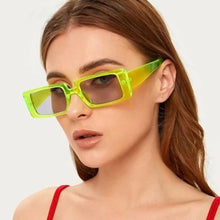 Lade das Bild in den Galerie-Viewer, Sunglasses sun Shades Fashion Square Women's Fashion Transparent Color Personalized Street Shooting Catwalk unisex