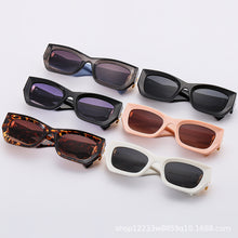 Lade das Bild in den Galerie-Viewer, Sunglasses sun Shades Fashion Wide Leg UV Protection Personality Small Frame Women's High End Sense unisex