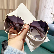 Lade das Bild in den Galerie-Viewer, Sunglasses sun Shades Women's Polarized European and American Fashion Street Shooting Outdoor screen Travel unisex
