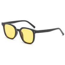 Lade das Bild in den Galerie-Viewer, Sunglasses sun Shades Women's High Grade to Make Big Face Thin Looked unisex