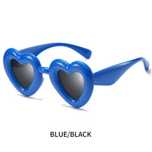 Lade das Bild in den Galerie-Viewer, Sunglasses sun Shades Love Bread Dazzling Color Jelly unisex