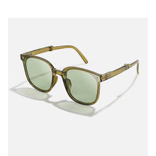 Lade das Bild in den Galerie-Viewer, Sunglasses sun Shades Folding Portable Ultra Light Protection UV Protection unisex