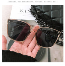 Lade das Bild in den Galerie-Viewer, Sunglasses sun Shades Trendy UV Protection Face without Makeup Fashionable Korean Style Big Face unisex