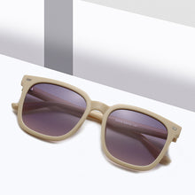 Lade das Bild in den Galerie-Viewer, Sunglasses sun Shades Square Mesh Fashion Large Rim Polarized Simple Korean Style Advanced Sense unisex