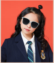 Lade das Bild in den Galerie-Viewer, Sunglasses sun Shades Kids Silicone UV Protection Polarized Eye Protection Fashion Protection unisex