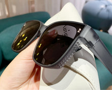Lade das Bild in den Galerie-Viewer, Sunglasses sun Shades Set of Myopia Men's Fashionable Clip Polarized UV Proof for Driving unisex