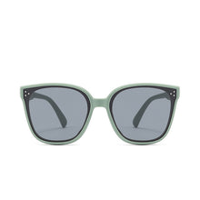 Lade das Bild in den Galerie-Viewer, Sunglasses sun Shades Kids Silicone UV Protection Polarized Eye Protection Fashion Protection unisex