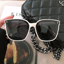 Lade das Bild in den Galerie-Viewer, Sunglasses sun Shades Trendy UV Protection Face without Makeup Fashionable Korean Style Big Face unisex