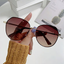 Lade das Bild in den Galerie-Viewer, Sunglasses sun Shades Women's Metal High Grade Polarized Fashionable UV Proof 8 unisex