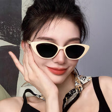 Lade das Bild in den Galerie-Viewer, Sunglasses sun Shades Beautiful Triangle Cats' Eye Women's Fashion Flat Frame Vintage Street Trendy Holiday unisex