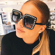 Lade das Bild in den Galerie-Viewer, Sunglasses sun Shades Fashion Imitation Diamond Big Square Rim Catwalk Fashion Foreign Trade unisex