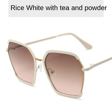 Lade das Bild in den Galerie-Viewer, Sunglasses sun Shades Trendy Women's Big Frame Face Slimming Plain High Grade Sense Fashion unisex