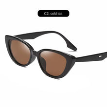 Lade das Bild in den Galerie-Viewer, Sunglasses sun Shades Beautiful Triangle Cats' Eye Women's Fashion Flat Frame Vintage Street Trendy Holiday unisex