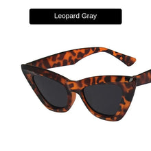 Lade das Bild in den Galerie-Viewer, Sunglasses sun Shades Triangle Cat Eye Vintage Women's UV Protection unisex