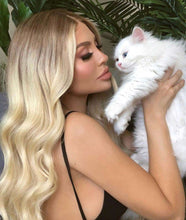 Lade das Bild in den Galerie-Viewer, Women Wig Long Curly Hair Big Wave Golden Synthetic Wigs W385