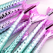 Load image into Gallery viewer, 10 PCs Mermaid Makeup Brushes 7 Fishtail Makeup Brushes