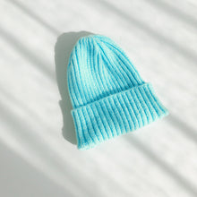 Lade das Bild in den Galerie-Viewer, Warm Winter Knit Beanie Hats Women's Winter Men's Autumn and Winter Wool Keep Warm Plush Pullover Unisex