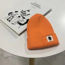 Lade das Bild in den Galerie-Viewer, Warm Winter Knit Beanie Hats Japanese Trendy Labeling Wool Women Autumn and Winter Warm Male Unisex