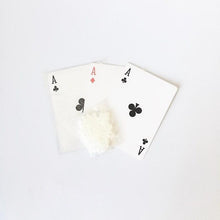 Load image into Gallery viewer, Magic Novelties Floating Flying Cards Magic Tricks Close Up Rotary Card For Professional Props