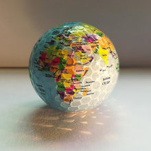 Lade das Bild in den Galerie-Viewer, Golf Balls Globe Map Print Earth Golf Ball Indoor / Outdoor Beginner Practice Training