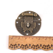 Lade das Bild in den Galerie-Viewer, Locks Latches Vintage Antique Brass Wood Suitcase Box Clasp For Wooden Hook