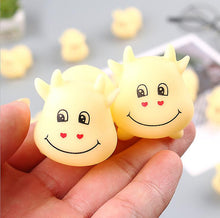 Lade das Bild in den Galerie-Viewer, 2Pcs yellow Cute Super Cute Dumplings Squeeze And Call Children's Gifts AZ12353
