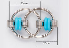 Lade das Bild in den Galerie-Viewer, 2Pcs green Decompression Fingertip Chain Iron Ring Keychain Adult Vent Toy AZ10451