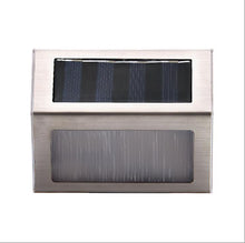 Lade das Bild in den Galerie-Viewer, 1pcs warm white 3Led Solar Lamp With Smart Lighting Sensor Rain-proof fence light AZ13652