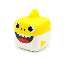 Lade das Bild in den Galerie-Viewer, 2Pcs Slow Rebound Cartoon Cube Shark Soft And Pinchable Pu Simulation Decompression Toy,yellow AZ19903