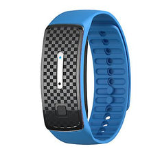 Lade das Bild in den Galerie-Viewer, blue Ultrasonic electronic mosquito repellent watch, children's outdoor mosquito bracelet AZ20428