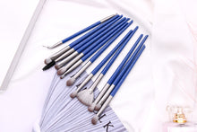 Load image into Gallery viewer, 12 Makeup Brushes Set Beauty Tools