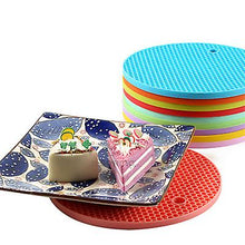Load image into Gallery viewer, 10pcs purple silicone heat insulation coaster, waterproof and non-slip AZ17813