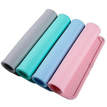 Load image into Gallery viewer, 41*31cm light blue Foldable silicone non-slip childrens eating mat, square heat-insulating dining table mat AZ15494