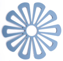 Lade das Bild in den Galerie-Viewer, 2pcs gray silicone heat insulation pad, hollow anti-scalding non-slip coaster AZ17002