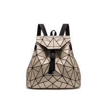 Lade das Bild in den Galerie-Viewer, Backpack Folding Fashion Backpack Practical Student Schoolbag
