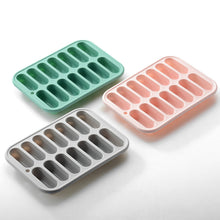 Lade das Bild in den Galerie-Viewer, 14 Square Shaped Italian Ice Tray Rectangular Bar Ice Maker Edible Silicon DIY Mold
