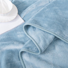 Load image into Gallery viewer, Thickened Flannel Blanket Winter Home Children's Blanket Super Soft Thermal Blanket Gift Blanket