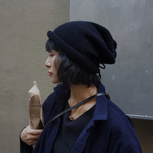 Lade das Bild in den Galerie-Viewer, Warm Winter Knit Beanie Hats Japanese Autumn and Winter Solid Color Curling Woolen Cap Men and Women Unisex