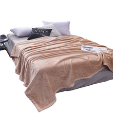 Lade das Bild in den Galerie-Viewer, Thickened Flannel Blanket Sable Fur Casual Blanket Thermal Bed Sheet Mink Fur Fabric Blanket