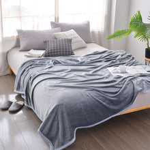 Lade das Bild in den Galerie-Viewer, Thickened Flannel Blanket Sable Fur Casual Blanket Thermal Bed Sheet Mink Fur Fabric Blanket