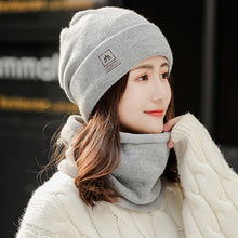 Lade das Bild in den Galerie-Viewer, Warm Winter Knit Beanie Hats Women's Autumn and Winter Fleece-Lined Thickened Earflaps Wool Warm Unisex