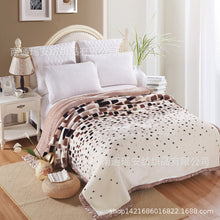 Load image into Gallery viewer, Gift Double Layer Warm Thickened Laschel Blanket Cover Blanket Winter Wedding Blanket