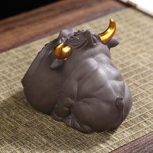 Lade das Bild in den Galerie-Viewer, Ashtray Cow Funny Cute Creative Ceramic Trend Living Room Windproof Prevent Fly Ash Tide Ashtray