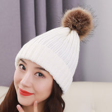 Lade das Bild in den Galerie-Viewer, Warm Winter Knit Beanie Hats Autumn Wool Solid Color Fur Ball European and American Thickened Unisex