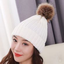Lade das Bild in den Galerie-Viewer, Warm Winter Knit Beanie Hats Autumn Wool Solid Color Fur Ball European and American Thickened Unisex
