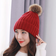 Lade das Bild in den Galerie-Viewer, Warm Winter Knit Beanie Hats Autumn Wool Solid Color Fur Ball European and American Thickened Unisex