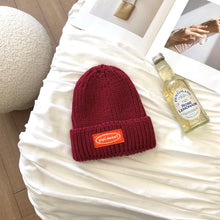 Lade das Bild in den Galerie-Viewer, Warm Winter Knit Beanie Hats Wool Women Autumn and Winter Korean Style All-Matching Japanese Student Fashion Casual Unisex